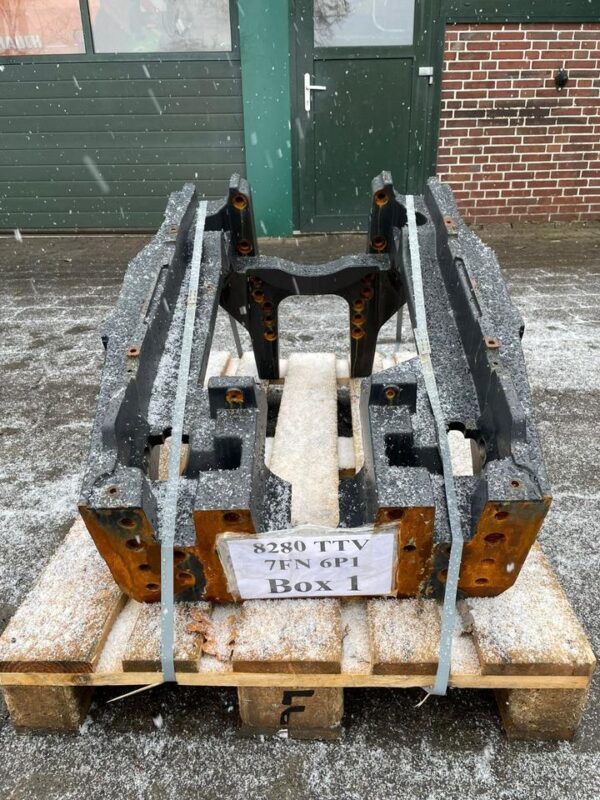 Deutz Agrotron 8280TTV Ersatzteile – Bild 11