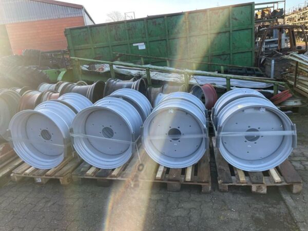 Deutz, Felge 15x30, Breitfelge, NEU