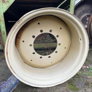 Felge, Einzelfelge 15x24, Deutz, Fendt, Case, IHC