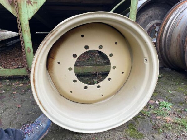Felge, Einzelfelge 15x24, Deutz, Fendt, Case, IHC