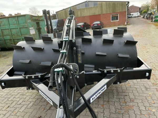 Wiesenwalze Alstrong Aerator 840T, Belüftung, Grünlandpflege – Bild 2