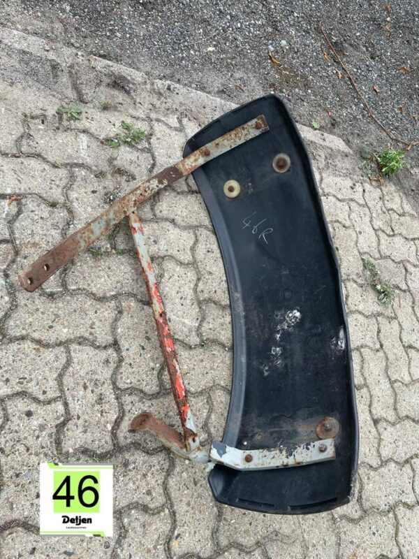 Kotflügel für Deutz Fahr D8006 Hinterrad, Nr. 46-47 – Bild 2