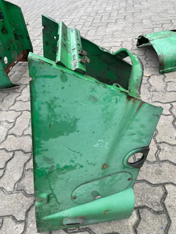 Deutz D40.2 / D40.L - diverse Blechteile – Bild 9