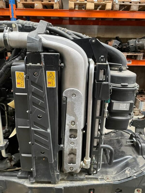 Deutz Agrotron 7250TTV Kühlerpaket – Bild 2