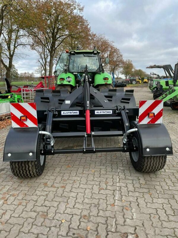 Wiesenwalze Alstrong Aerator 840T, Belüftung, Grünlandpflege – Bild 4