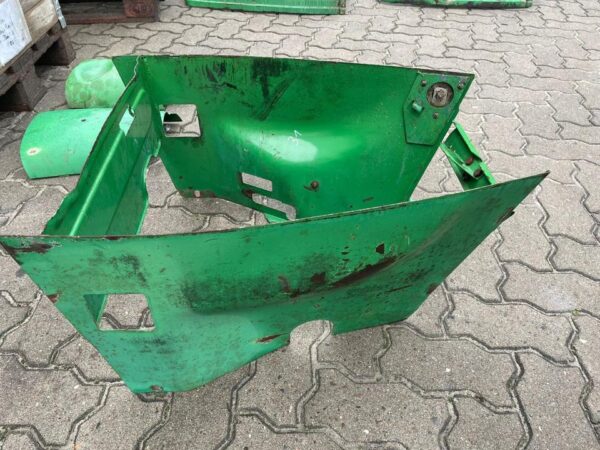Deutz D 4005 - diverse Blechteile – Bild 5