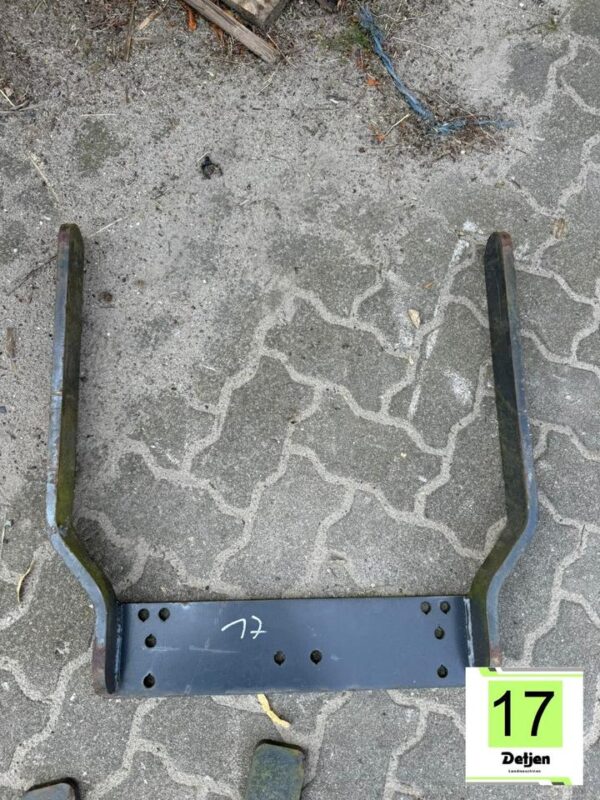Deutz Frontladerrahmen, Haubenschutz, Rammschutz 16-23 – Bild 2