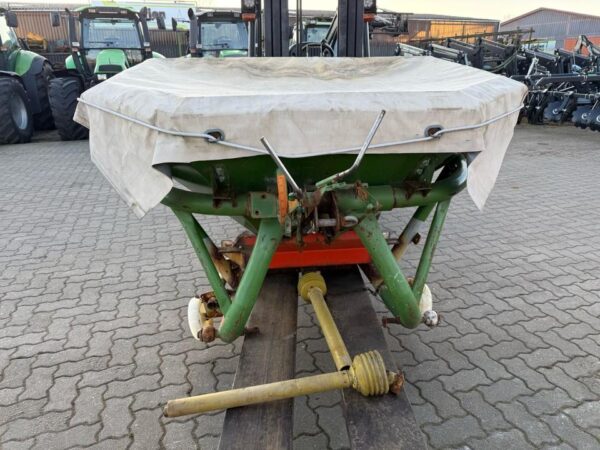 Amazone Düngestreuer ZA-F 804 + Vicon Pendelstreuer – Bild 2