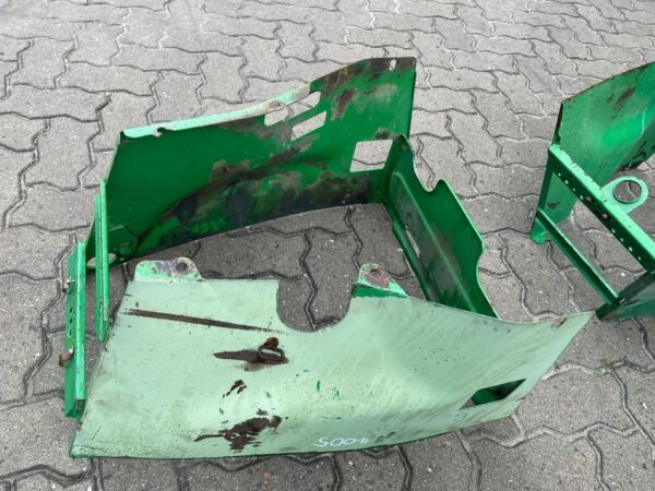 Deutz D 4005 - diverse Blechteile – Bild 6