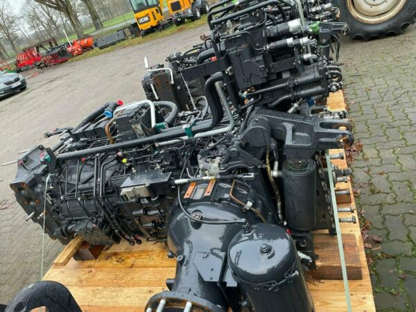 Deutz-Fahr Agrotron 9340 TTV Ersatzteile, Deutz, Motor, Getriebe