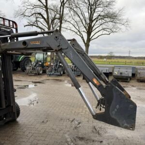 Baas Frontlader passend zum Deutz Dx