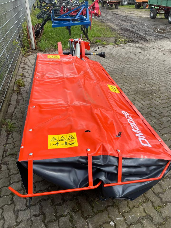 Kubota DM2028, Vicon Extra 228, Scheibenmähwerk, Mähwerk – Bild 3