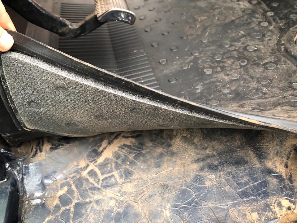 Fußmatte Deutz-Fahr Starcab Kabine, 4.51, 6.17, 6.06, 3.65, 4.57 – Bild 8