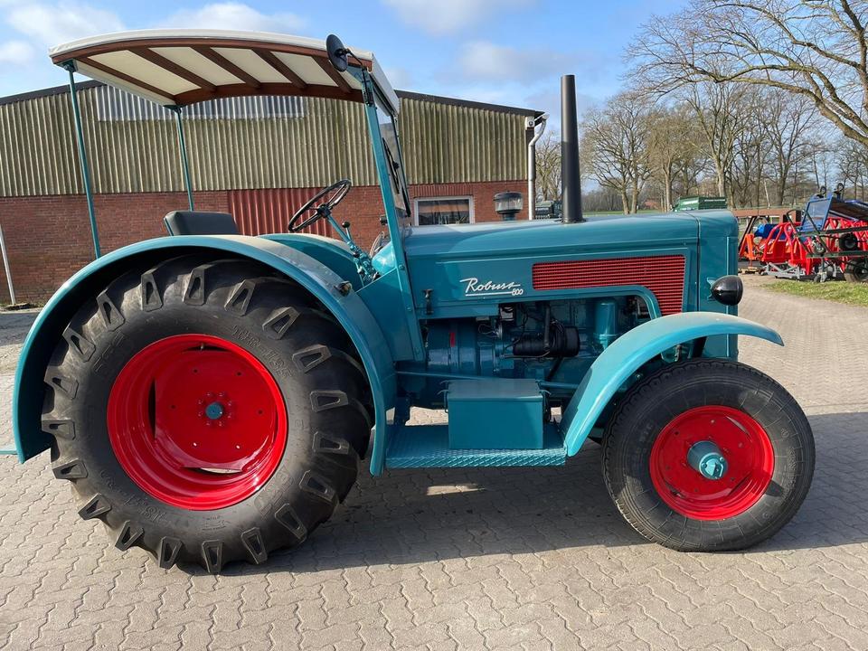 Hanomag Kotflügel, Holzdach, diverse Blechteile