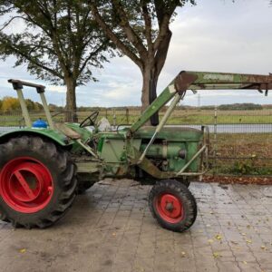 Deutz D40.1S mit Frontlader, Restaurationsobjekt