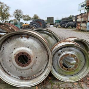 Deutz Dx Felgensatz auf 1.50m Spur passt auch IHC, Fendt