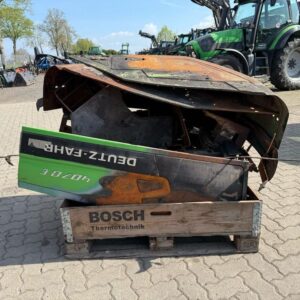 Deutz 4070 Kotflügel, diverse Kabinenteile