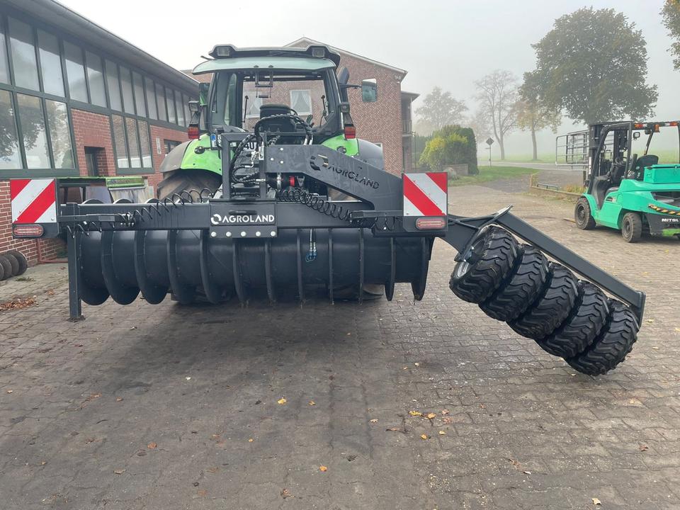 Silagewalze, Cornroller, Silowalze mit Kantenverdichter – Bild 2