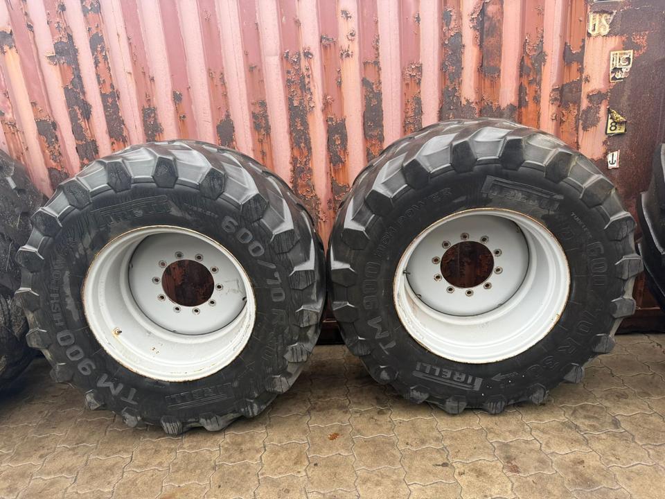 Deutz Reifensatz, 710/70R38 , 600/70R30, IHC, Fendt, John Deere – Bild 2