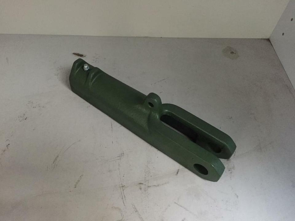 Gabel unten für Hubstrebe Deutz 06, Nr. 04303484