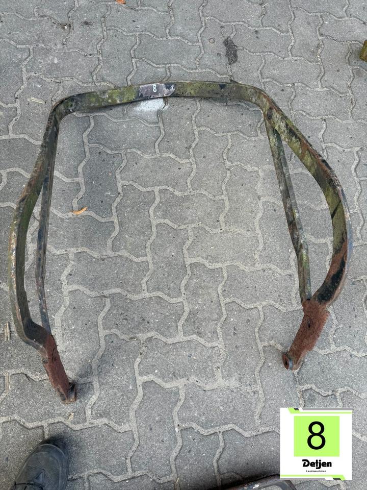 Deutz Frontladerrahmen, Haubenschutz, Rammschutz 1-15 – Bild 8