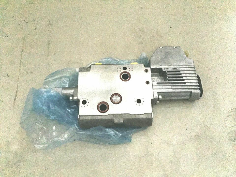 Elektrisches Zusatzsteuergerät für Deutz-Fahr Agrotron, Deutz