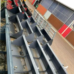 Schaufel, Palletengabel, Forke, Ballenspieß, Rundballenzange