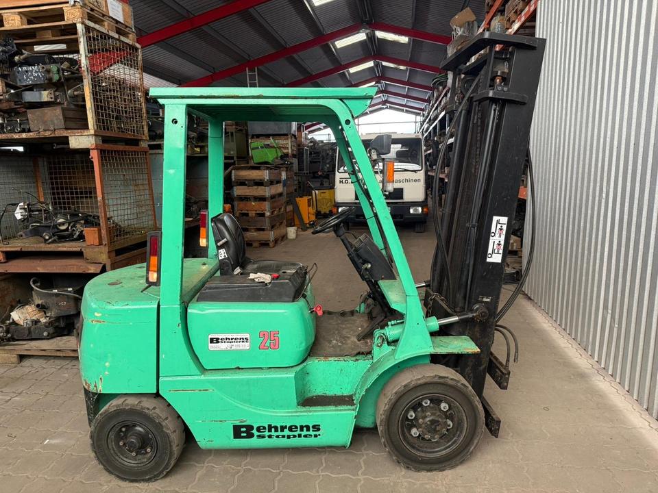 Mitsubishi FD25 Stapler, defekt, Export, Preis inkl. 19% – Bild 2