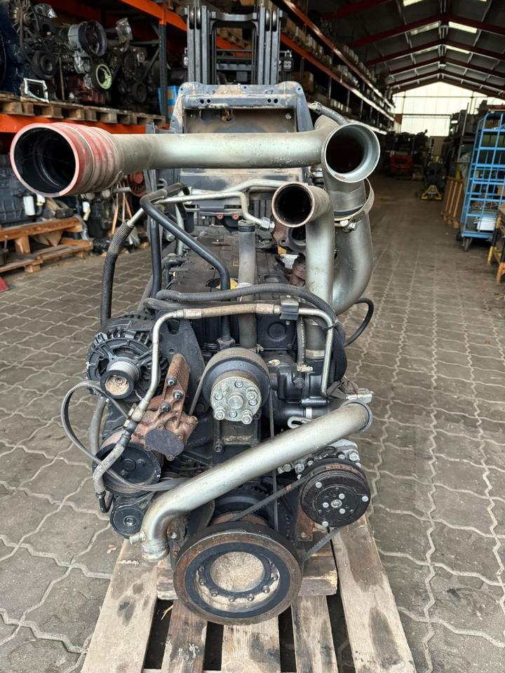 Deutz Agrotron M620 Motor, Deutz Motor TCD2012L062V – Bild 3