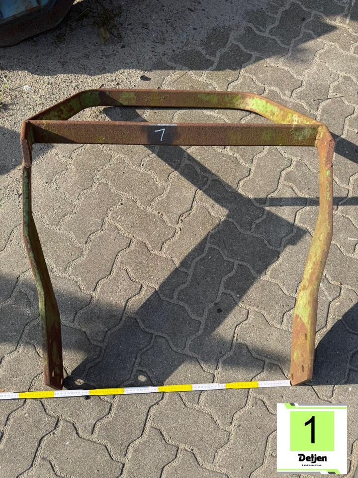 Deutz Frontladerrahmen, Haubenschutz, Rammschutz 1-15