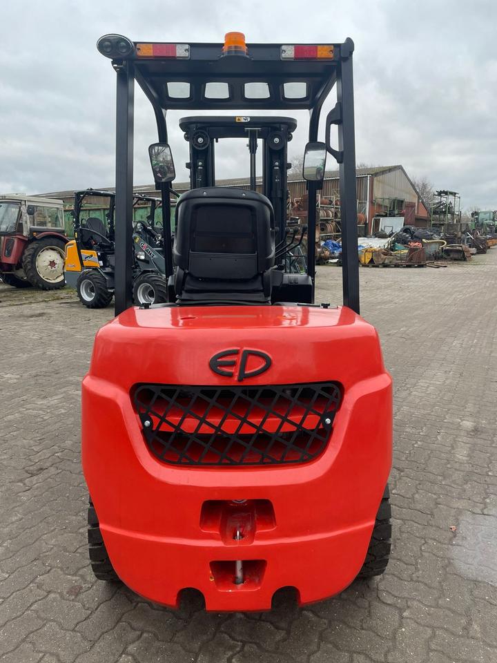 Gabelstapler, Dieselstapler, sofort verfügbar – Bild 3