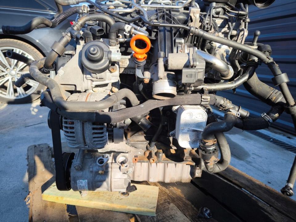 MOTOR VW PASSAT GOLF SKODA SEAT 2.0 TDI CFF CFFB CFFC 140PS KOMPL – Bild 3