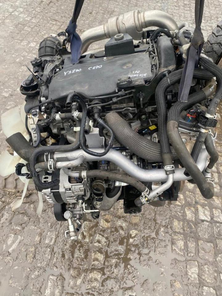 MOTOR NISSAN NAVARA 2.3D YS23 190PS BITURBO C270 KOMPLETT