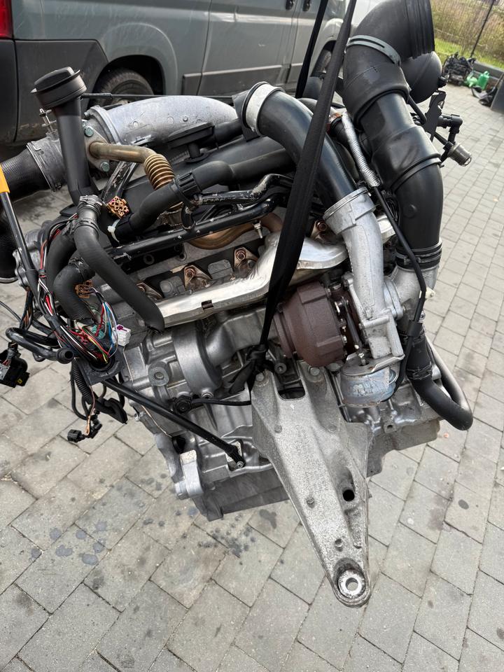MOTOR VW T5 2.5 TDI AXD 130PS MULTIVAN CARAVELLE KOMPLETT – Bild 2
