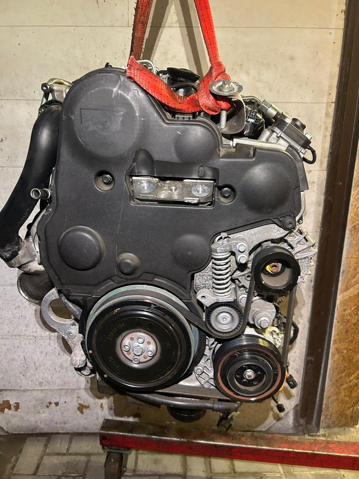 MOTOR VOLVO 2.3D BITURBO 235PS D4204T23 D4204T14 BJ2018 KOMPLETT