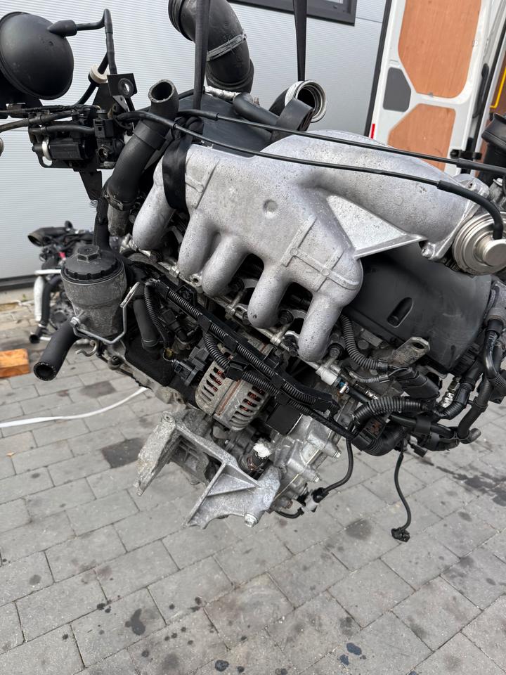 MOTOR VW T5 2.5 TDI AXD 130PS MULTIVAN CARAVELLE KOMPLETT