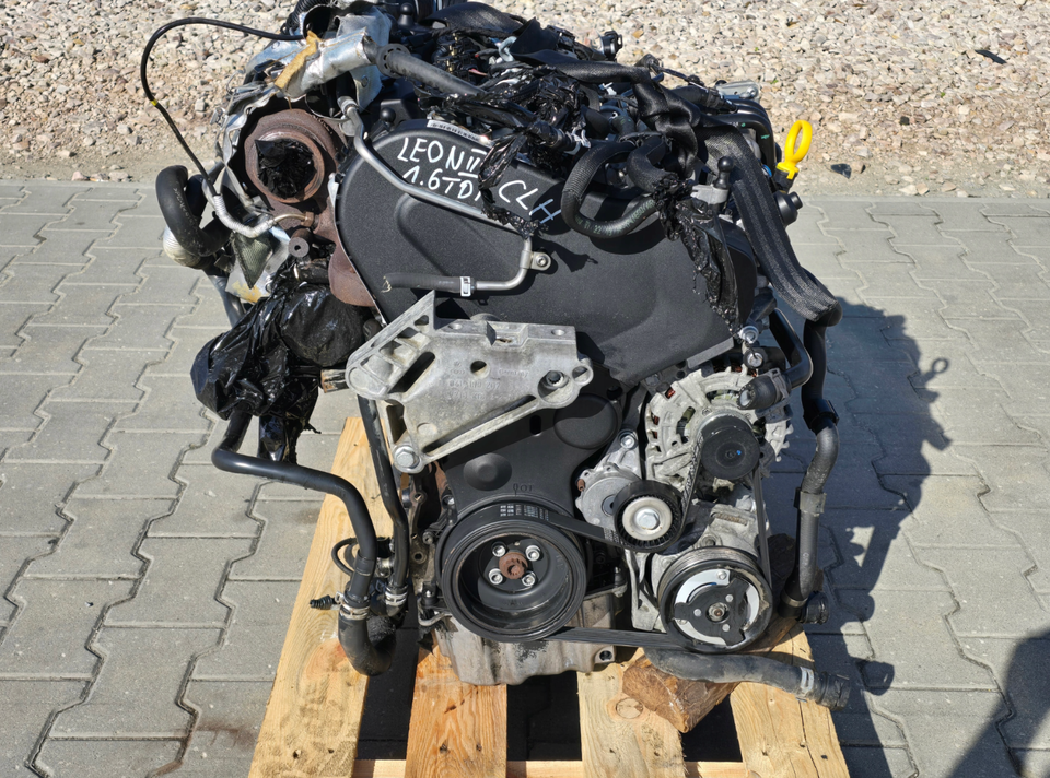MOTOR VW SEAT SKODA 1.6 TDI CLH CLHA CLHB 105PS KOMPLETT