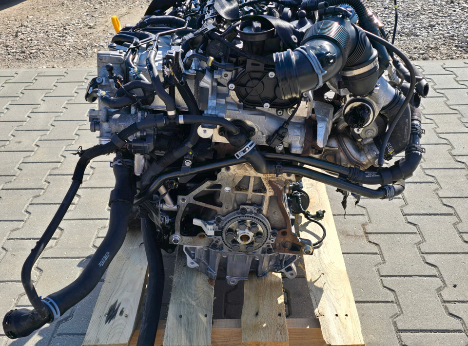 MOTOR VW SEAT SKODA 1.6 TDI CLH CLHA CLHB 105PS KOMPLETT – Bild 3